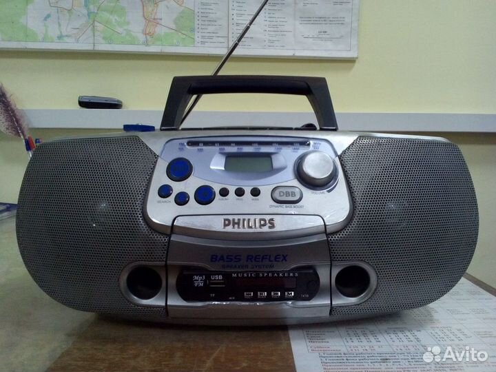 Boombox Philips AZ1226 с USB