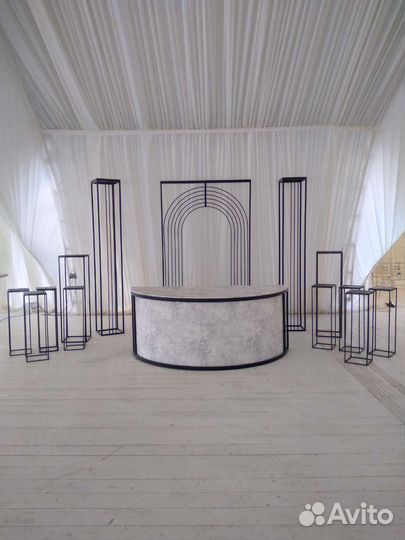 Декор на металлических каркасах. Аренда