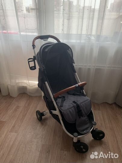 Прогулочная коляска yoya plus