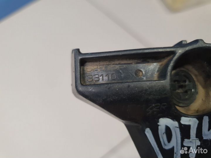 Кронштейн заднего бампера правый Toyota Camry V40 2006-2011