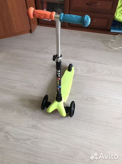 Детский самокат scooter 21 st