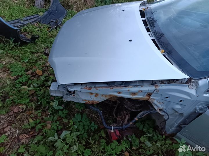 Капот mitsubishi space star 2002 1.6