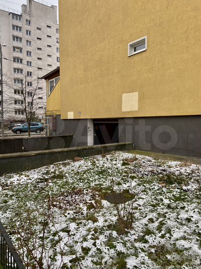 Машиноместо, 14 м²