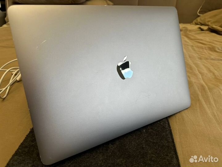 MacBook Air M1