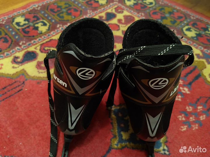 Хоккейные Коньки Larsen Alex