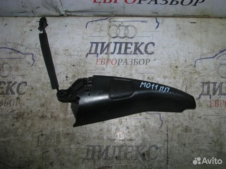 Крышка зеркала внутренняя правая VW Golf V Plus 2