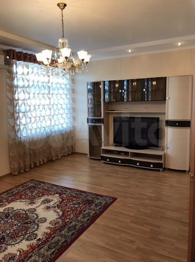 3-к. квартира, 110 м², 2/2 эт.