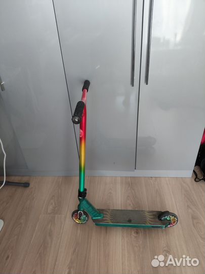 Трюковой самокат