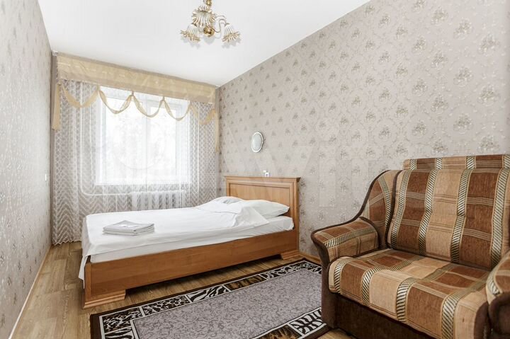 2-к. квартира, 43 м², 5/9 эт.