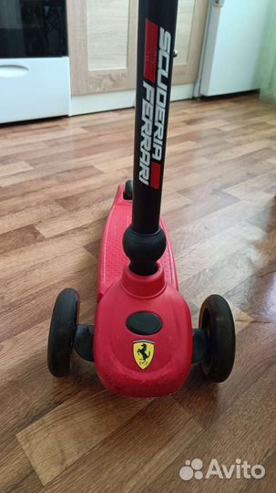 Самокат детский 3 в 1 трехколесный