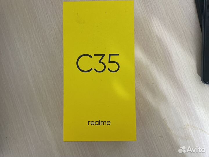 Realme c35