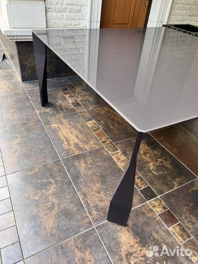 Стол обеденный Италия