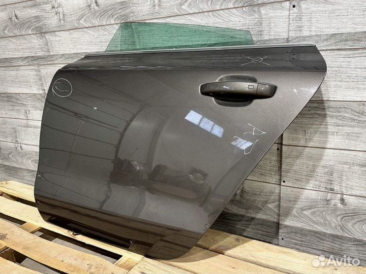 Дверь задняя левая Audi A7 4G CGW 2013