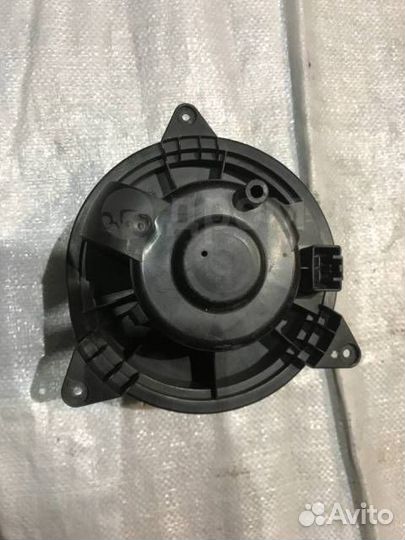 Вентилятор отопителя Ford Tourneo Connect