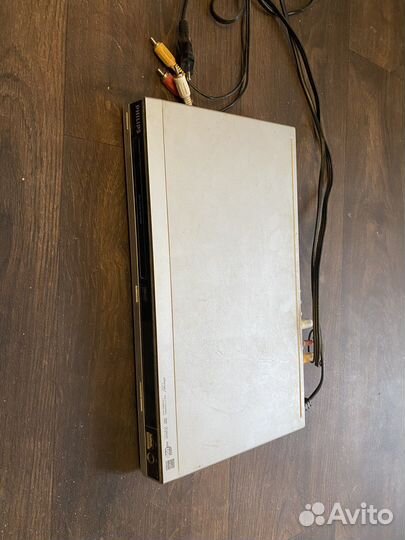 DVD проирыватель philips dvp3266k