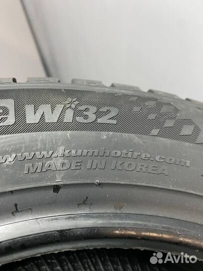 Kumho WinterCraft Ice Wi32 155/70 R13 73T