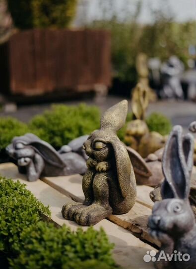 Садовая фигура заяц, кролик