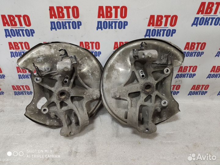 Кулак задний комплектный Ауди А4 Б9 / А5