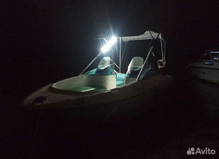 Катание на катере аренда катера