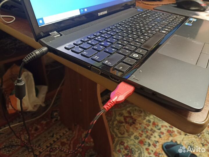 Samsung Np300e5x-u01ru