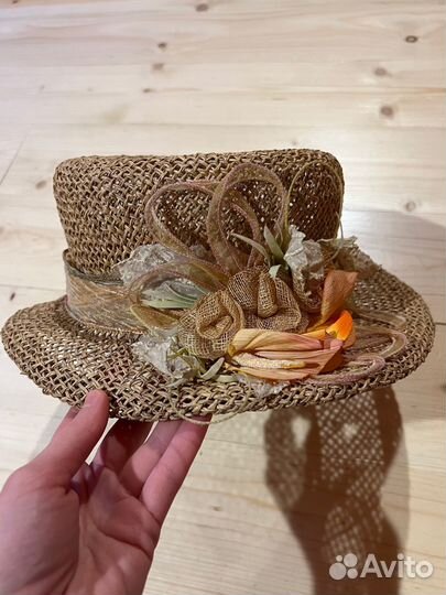 Шляпа женская соломенная