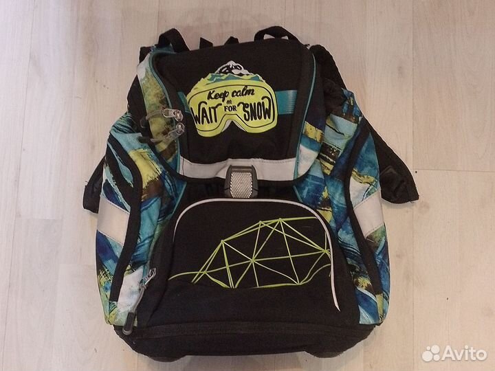 Рюкзак для мальчика в школу