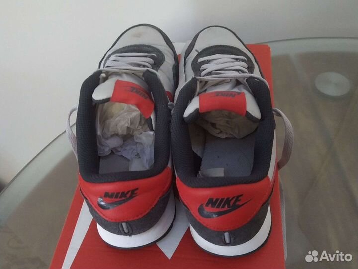 Кроссовки nike 37 размер
