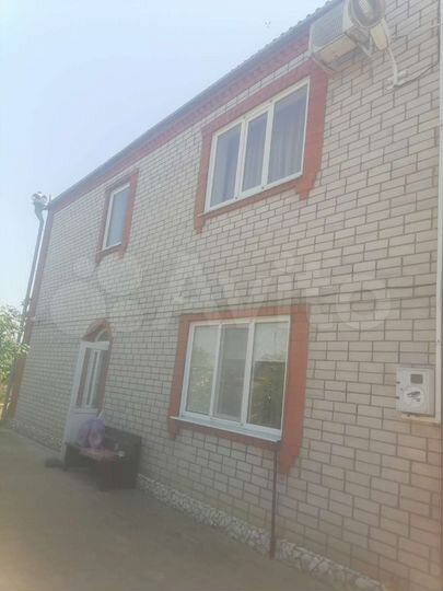 Дом 200 м² на участке 12 сот.