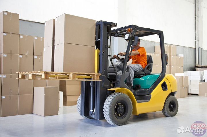 Водитель вилочного погрузчика