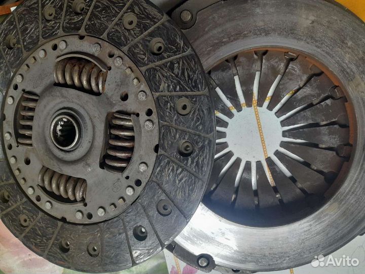 Диск сцепления и корзина 1,8 140 л