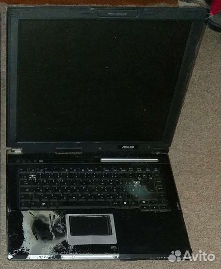 Ноутбук asus