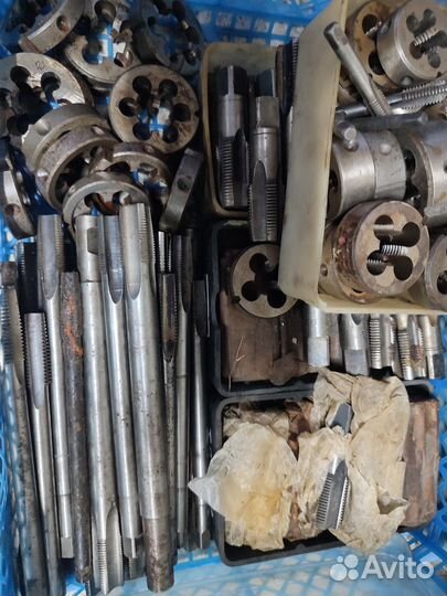 Токарные резцы