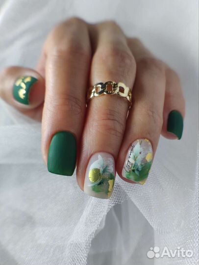 Маникюр, наращивание ногтей