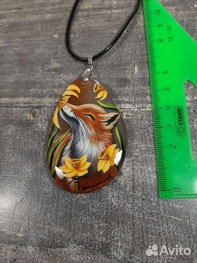 Кулон перламутровый 