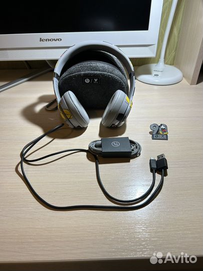 Беспроводные наушники beats solo3 Mickey's