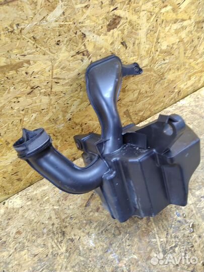 Резонатор воздушного фильтра Ford focus 2 1.6