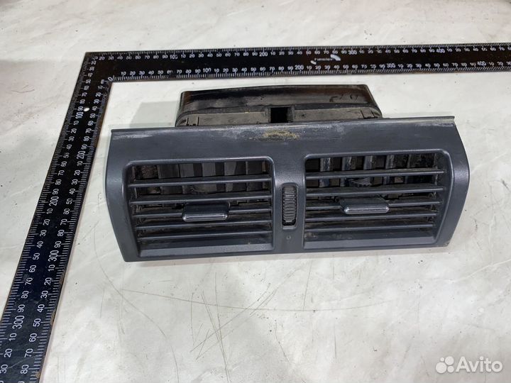 Дефлекторы печки mercedes w210