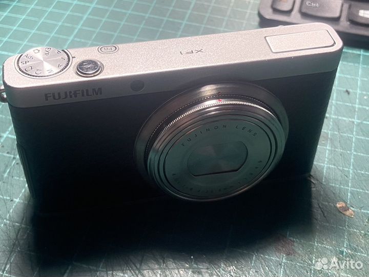 Фотоаппарат fujifilm xf1 (на запчасти)