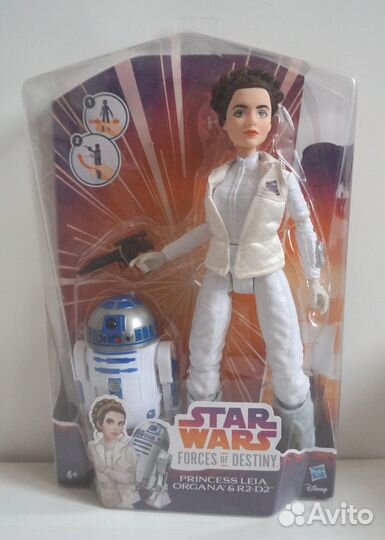 Фигурки принцессы Леи и робота R2D2