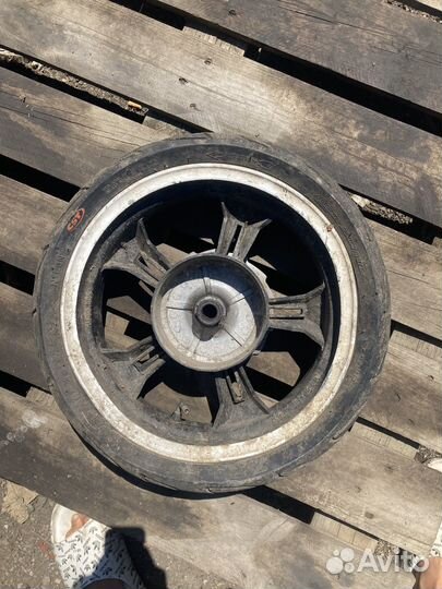 Колесо на скутер