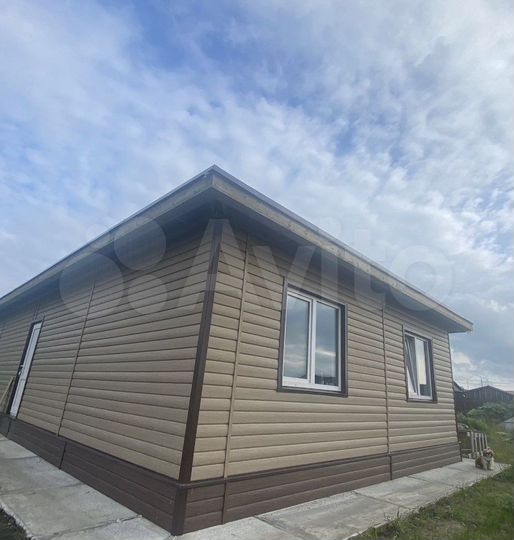 Дом 102 м² на участке 5 сот.