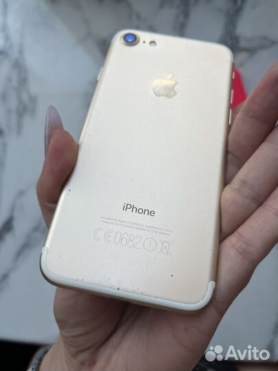 iPhone 7, 32 ГБ