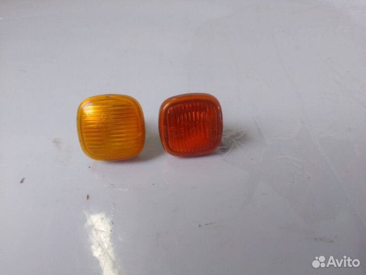 Повторитель поворота на крыле Audi A3 8L AKL 1998