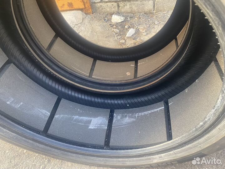 Pirelli P Zero 315/35 R21