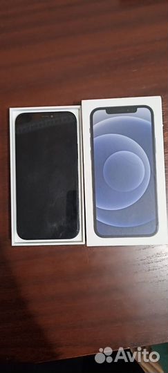 iPhone 12, 64 ГБ