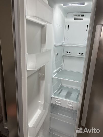 Холодильник двухкамерный