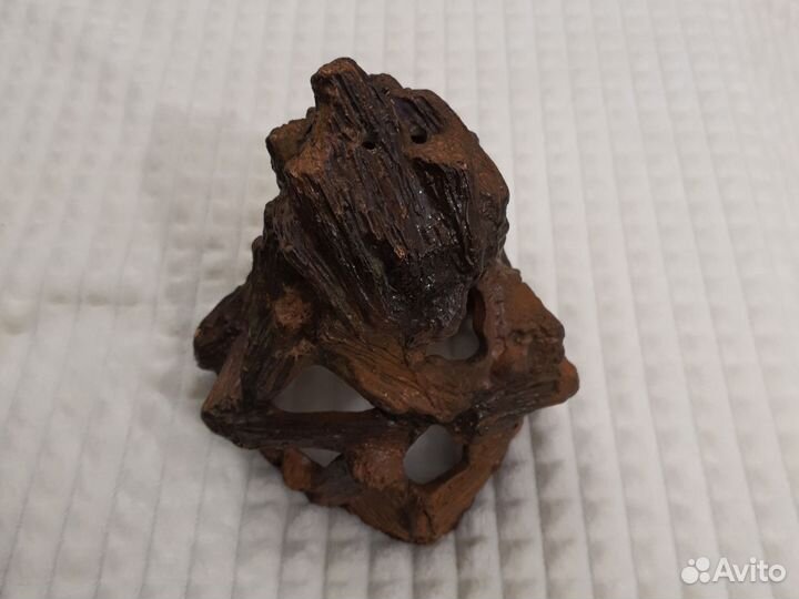 Грот для аквариума