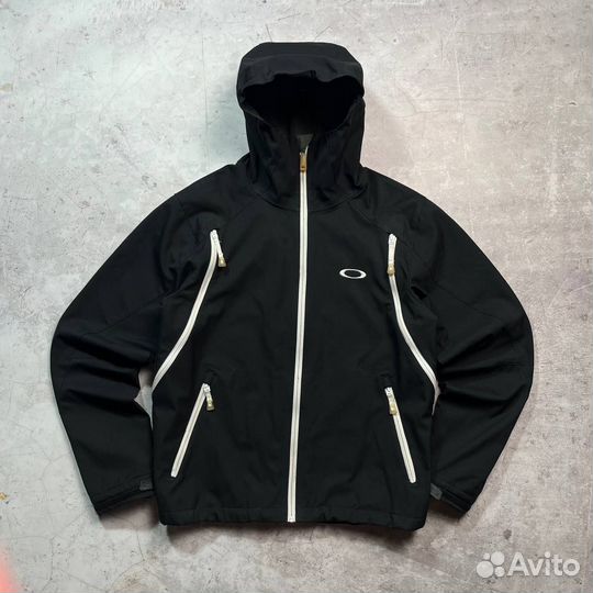 Ветровка Oakley Uptown softshell