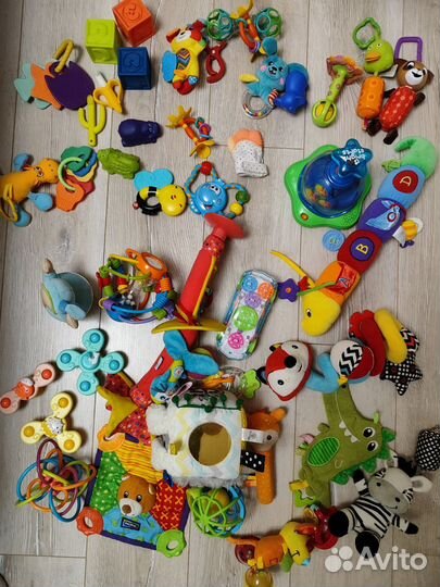 Игрушки, погремушки, грызунки (пакетом/отдельно)