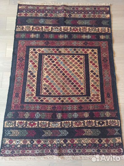 Ковер шерстяной новый